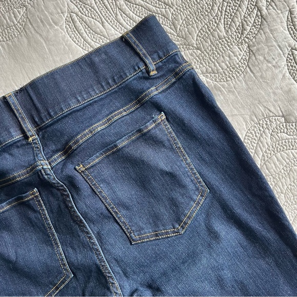 NWT - SPANX - Flare Jeans - Midnight Shade - Picture 11 of 13